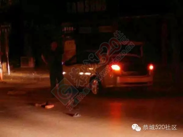 夜间行车注意安全！凌晨一点城中西路红绿灯车祸一人受伤254 / 作者:社区小编 / 帖子ID:119859