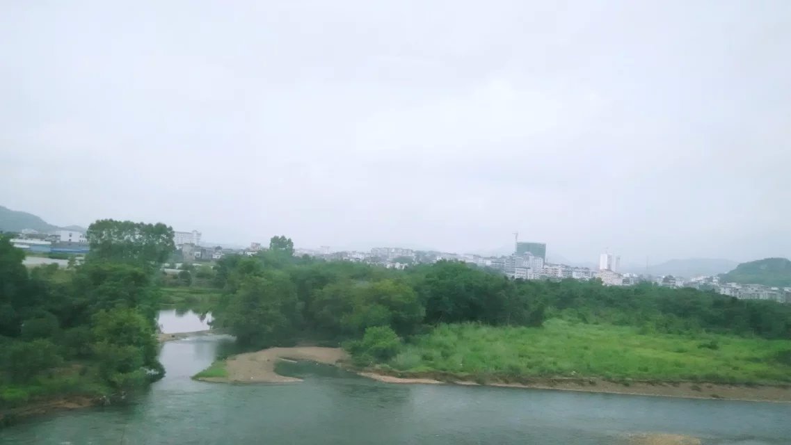 清晨云彩417 / 作者:←￠华◥眚☆ / 帖子ID:120087