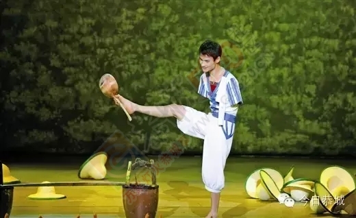 西岭乡的追梦舞者918 / 作者:额外听歌 / 帖子ID:120304