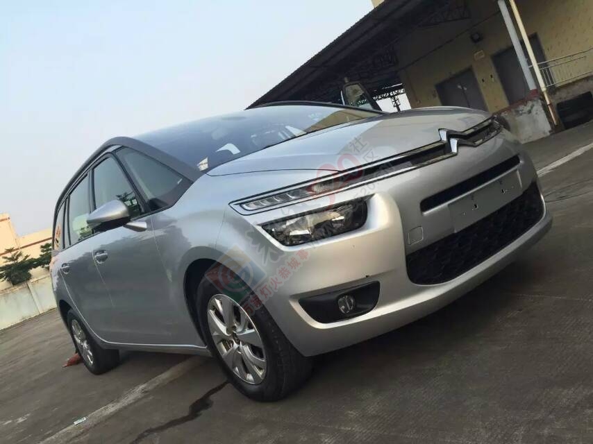转让两台车，13年大黄蜂和15雪铁龙C4毕加索949 / 作者:寻梦， / 帖子ID:121414
