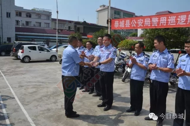 恭城也开始有巡逻摩托车了31 / 作者:风油精 / 帖子ID:128030