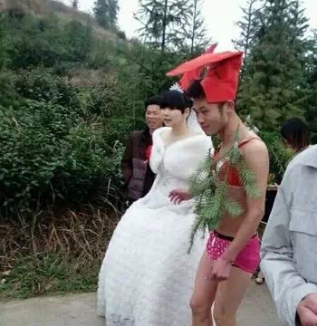 新郎被整得辣么惨！我们在恭城结个婚容易吗！？720 / 作者:火星娃崽 / 帖子ID:128280