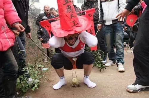 新郎被整得辣么惨！我们在恭城结个婚容易吗！？90 / 作者:火星娃崽 / 帖子ID:128280