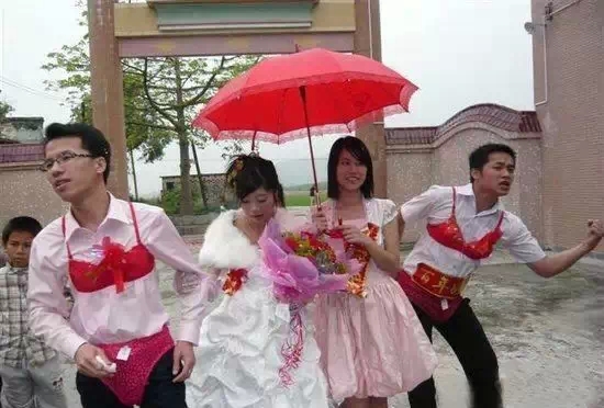 新郎被整得辣么惨！我们在恭城结个婚容易吗！？809 / 作者:火星娃崽 / 帖子ID:128280