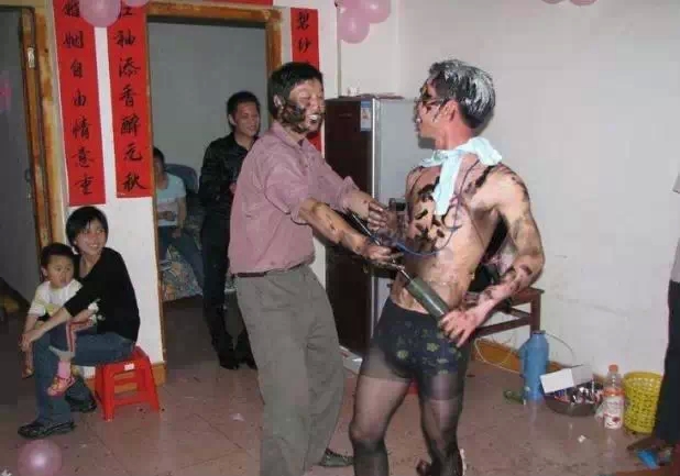 新郎被整得辣么惨！我们在恭城结个婚容易吗！？206 / 作者:火星娃崽 / 帖子ID:128280