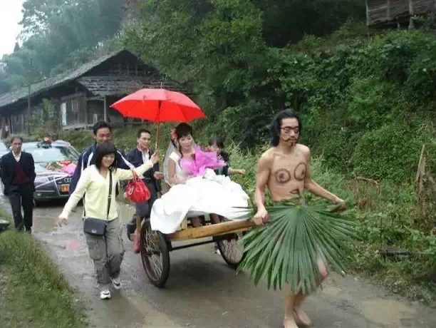 新郎被整得辣么惨！我们在恭城结个婚容易吗！？868 / 作者:火星娃崽 / 帖子ID:128280