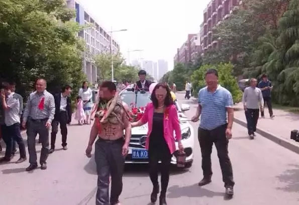 新郎被整得辣么惨！我们在恭城结个婚容易吗！？540 / 作者:火星娃崽 / 帖子ID:128280