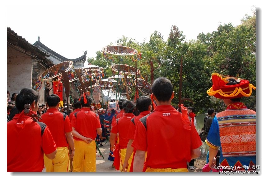 “五龙闹春”-- 恭城瑶族自治县西岭乡杨溪村民俗文化展示 (下)882 / 作者:古建灵韵 / 帖子ID:128341