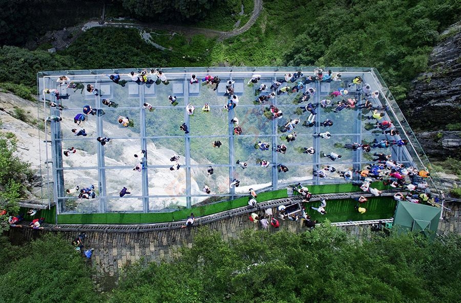 分享十一重庆武隆旅游美女图片 单身男的福音（8P）961 / 作者:夏爱之梦 / 帖子ID:128343