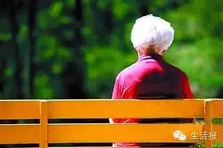 你为了钱财轰妈出家门，妈为了活命不得已把你。。。242 / 作者:鸦雀无声 / 帖子ID:128678