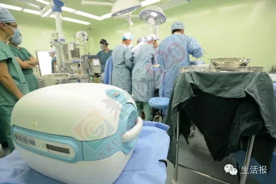 200名医护17小时同做8台手术 哈市一男子捐赠4器官延续6人生命381 / 作者:兔兔呀 / 帖子ID:128866