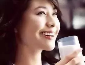 喝牛奶女人与喝豆浆女人的下场.702 / 作者:人艰不拆 / 帖子ID:129133