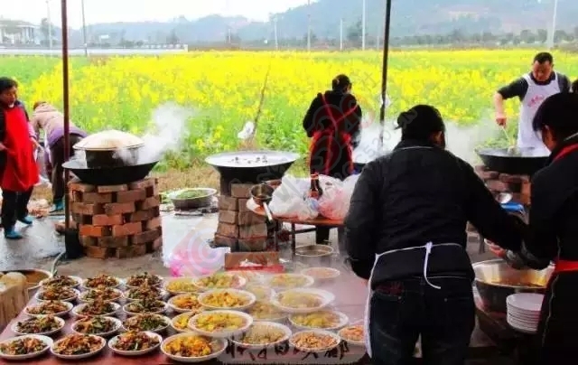 让我们一起看看恭城农村如何操办酒席？531 / 作者:脚踏实地 / 帖子ID:129225