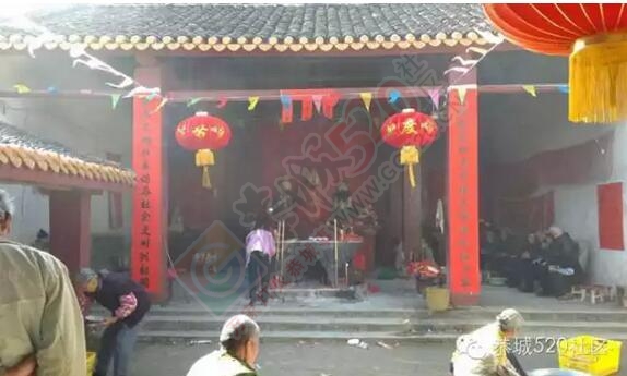 夜探恭城乐湾龙神庙会，香客信徒络绎不绝热闹非凡211 / 作者:520小编 / 帖子ID:159194