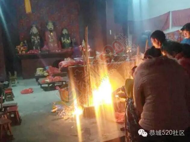 夜探恭城乐湾龙神庙会，香客信徒络绎不绝热闹非凡547 / 作者:520小编 / 帖子ID:159194