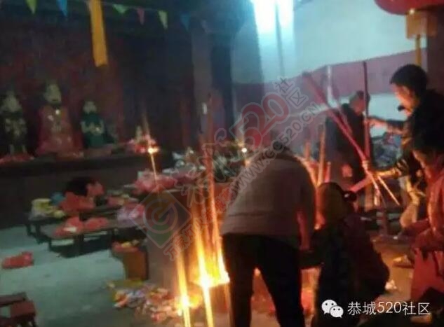 夜探恭城乐湾龙神庙会，香客信徒络绎不绝热闹非凡462 / 作者:520小编 / 帖子ID:159194