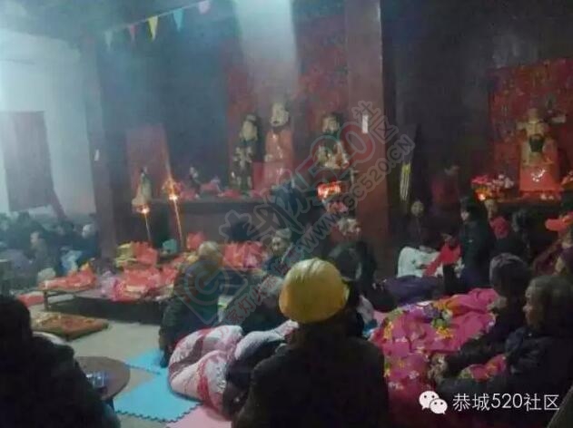 夜探恭城乐湾龙神庙会，香客信徒络绎不绝热闹非凡721 / 作者:520小编 / 帖子ID:159194