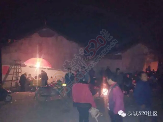 夜探恭城乐湾龙神庙会，香客信徒络绎不绝热闹非凡97 / 作者:深秋的落叶 / 帖子ID:159231
