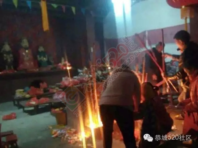 夜探恭城乐湾龙神庙会，香客信徒络绎不绝热闹非凡498 / 作者:深秋的落叶 / 帖子ID:159231