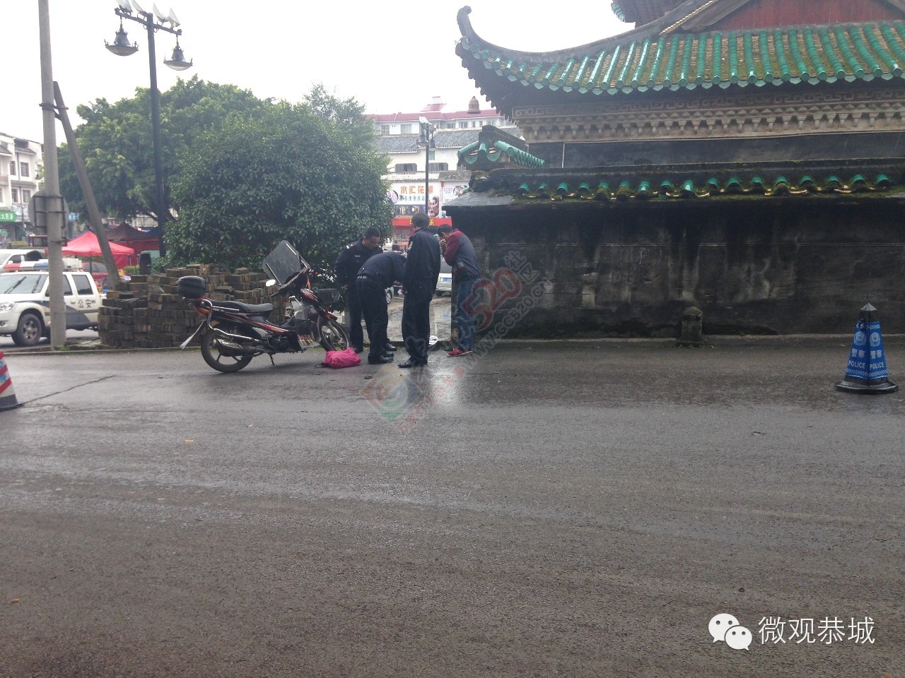 【微报】恭城周渭祠附近发生车祸，小车司机逃逸458 / 作者:微观恭城 / 帖子ID:159660