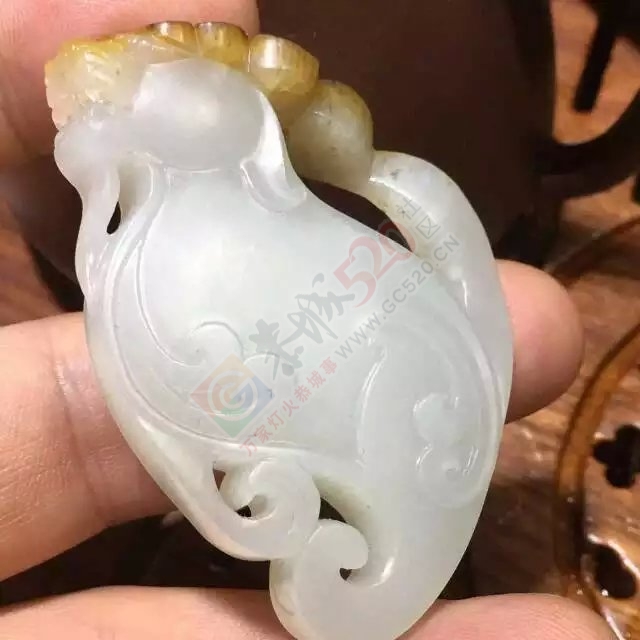 出手和田羊脂白玉籽料挂件560 / 作者:发如雪 / 帖子ID:160391