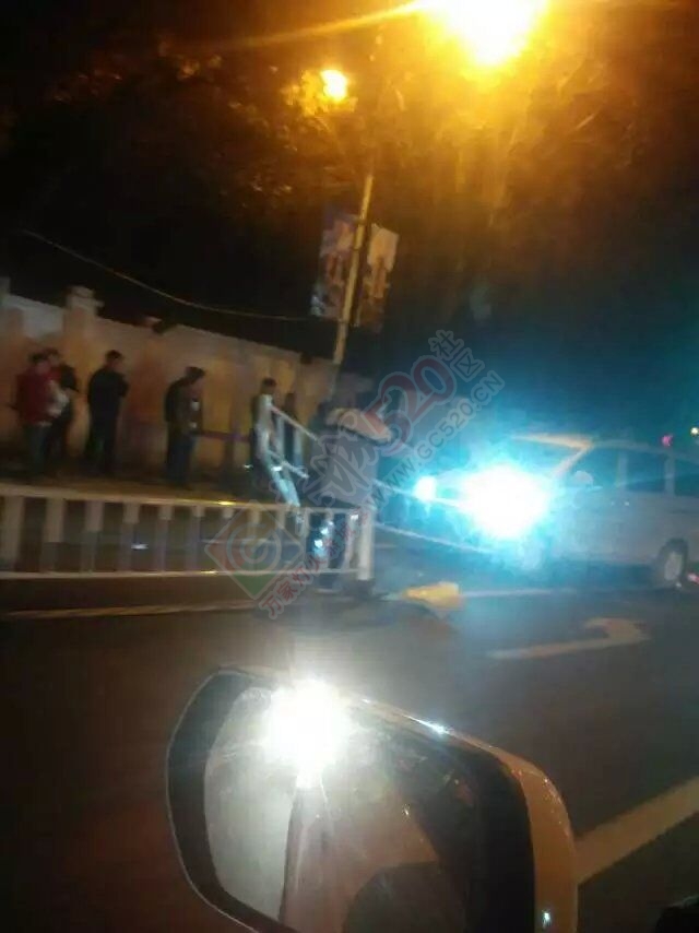 好够力，茶南路护栏又克一截701 / 作者:thkfh / 帖子ID:160403