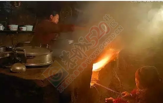 儿时在恭城农村烧柴火的日子！再也回不去了853 / 作者:微观恭城 / 帖子ID:160624