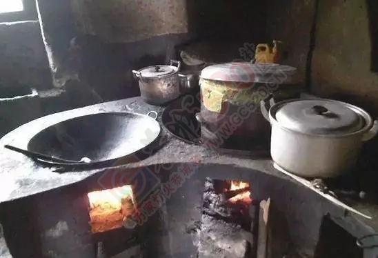 儿时在恭城农村烧柴火的日子！再也回不去了795 / 作者:微观恭城 / 帖子ID:160624