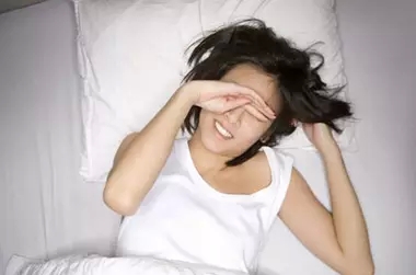 恐怖！南宁阿婆眼里长了一条7厘米长的虫！631 / 作者:渲染人生 / 帖子ID:160752