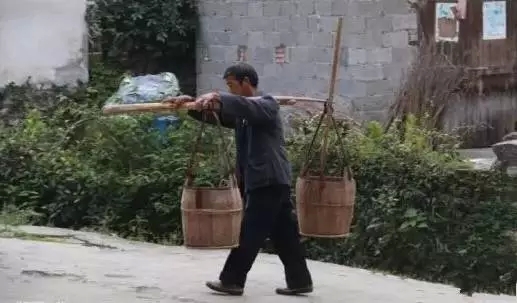 致在外工作的恭城人：你的爸爸妈妈在农村的一天是这样过的！984 / 作者:脚踏实地 / 帖子ID:161018