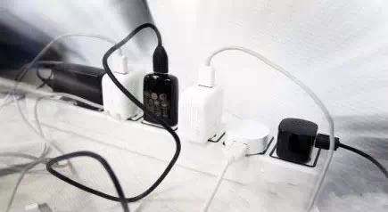 充完电后不拔充电器的可怕后果！一定要分享给你的家人和朋友！875 / 作者:分叉路口 / 帖子ID:161049
