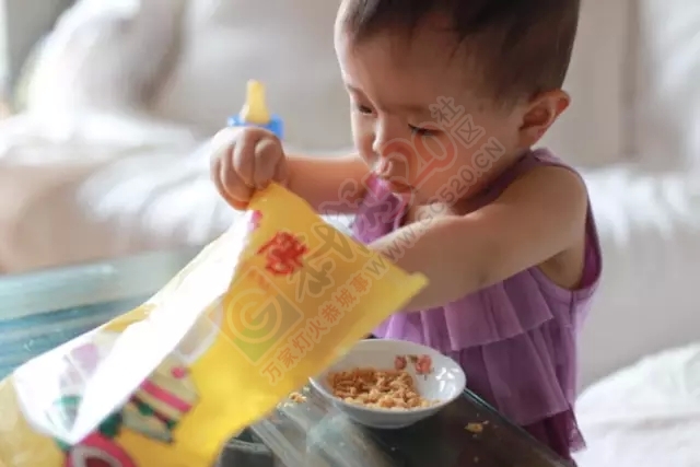 6岁孩子得胃癌！看看他妈平时都给他吃些啥东西！495 / 作者:人艰不拆 / 帖子ID:162407