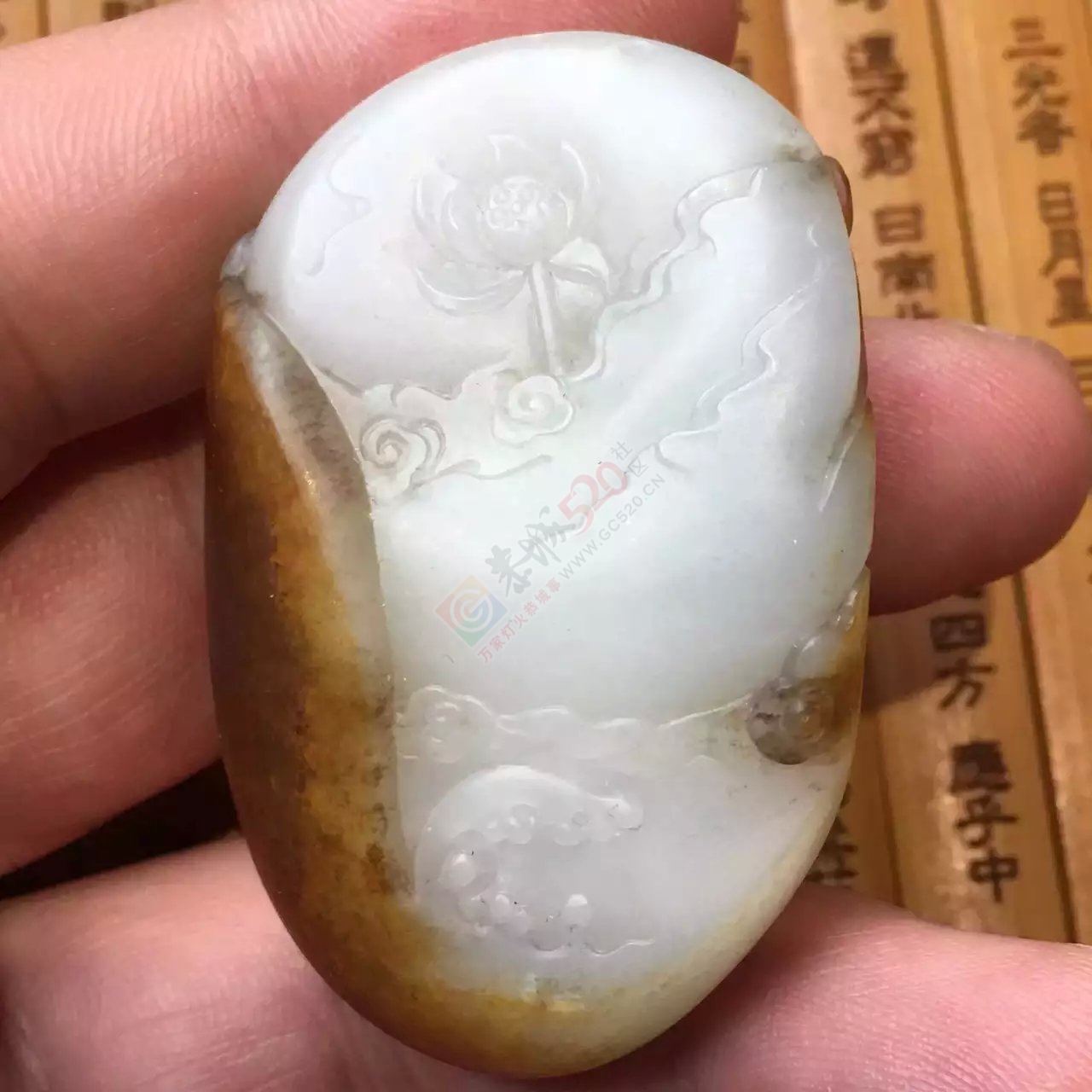 出手和田羊脂白玉籽料大日如来569 / 作者:煤油打火机v1 / 帖子ID:162488