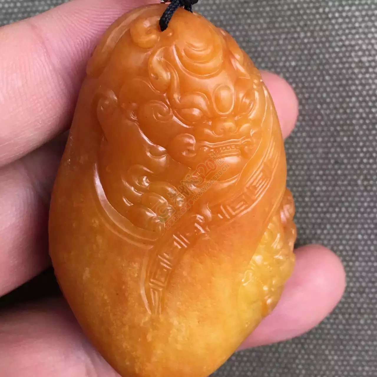 出手和田满黄沁籽料貔貅196 / 作者:煤油打火机v1 / 帖子ID:162582