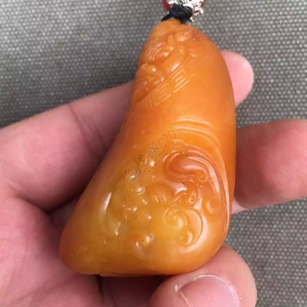 出手和田满黄沁籽料貔貅354 / 作者:煤油打火机v1 / 帖子ID:162582