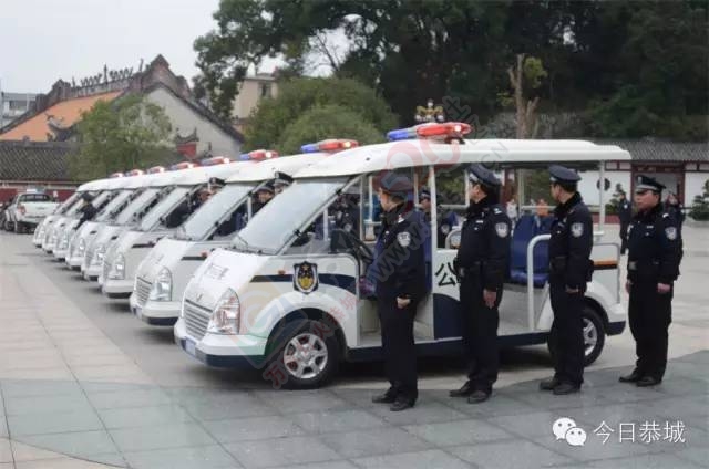 县公安局举行 “两会一节”反恐维稳治安防控启动仪式980 / 作者:脚踏实地 / 帖子ID:162913