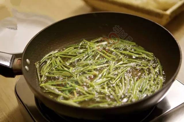 最近很火的绝妙面条做法，食材朴实意想不到968 / 作者:认错认怂不认输 / 帖子ID:163008