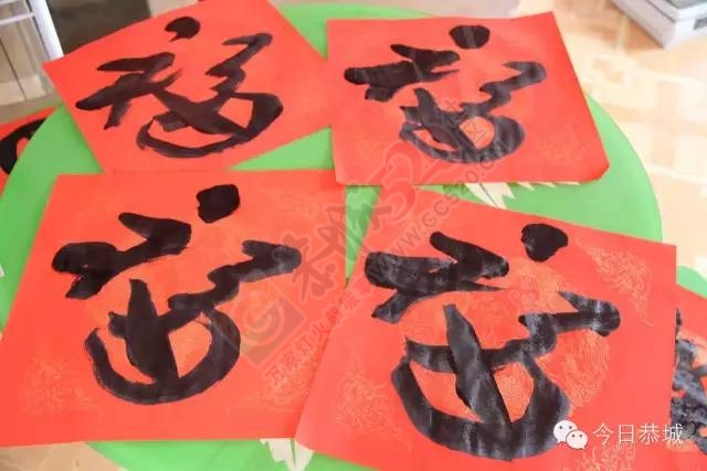 “我的中国梦”送春联进农家752 / 作者:脚踏实地 / 帖子ID:163195