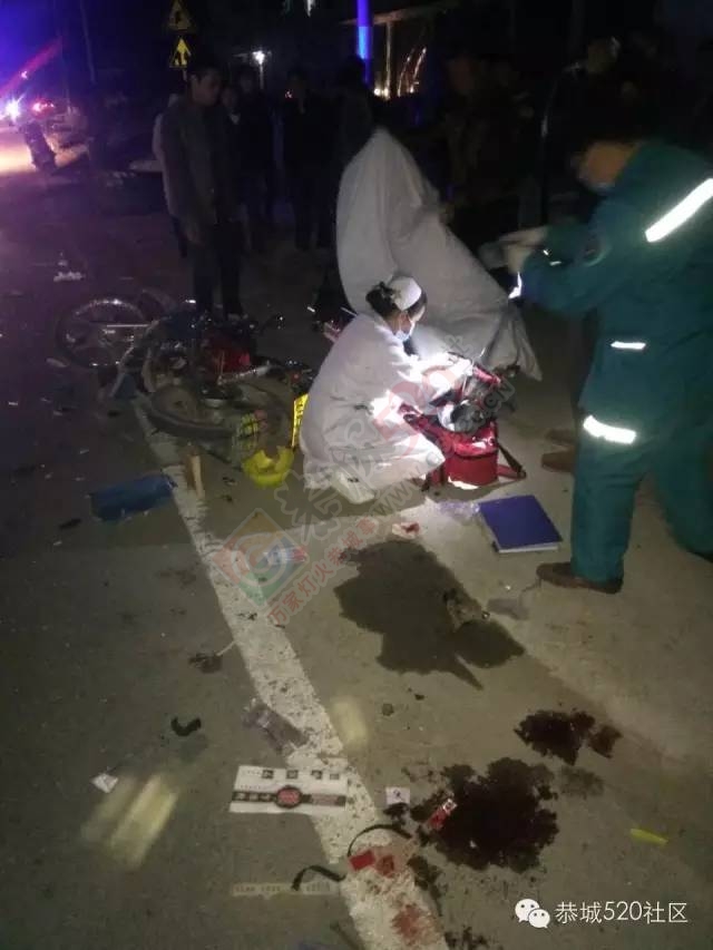 恭城枧头摩托车撞侧翻大货车，摩托男子脑壳撞开裂了…79 / 作者:深秋的落叶 / 帖子ID:163568