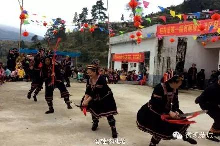 赏千年的瑶族抢花炮民俗—2月21日恭城三江石口村将举办传统花炮节400 / 作者:脚踏实地 / 帖子ID:163641