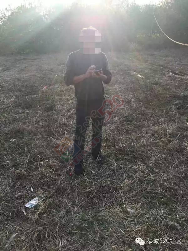 外地游客爆恭城动车站旁自摘草莓黑心宰客492 / 作者:深秋的落叶 / 帖子ID:164378