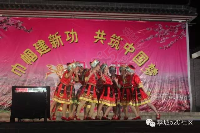 三八妇女节我县举办文艺晚会现场并为2岁患白血病男孩孟艺舟进行爱心募捐292 / 作者:深秋的落叶 / 帖子ID:164893