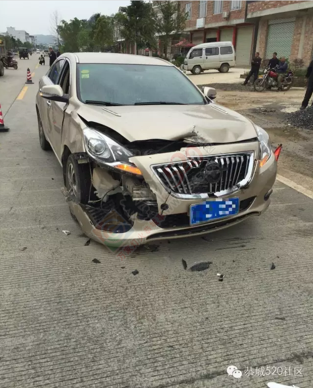 莲花笔山路段狗古冲PK小车，惨败！749 / 作者:今日恭城 / 帖子ID:167613