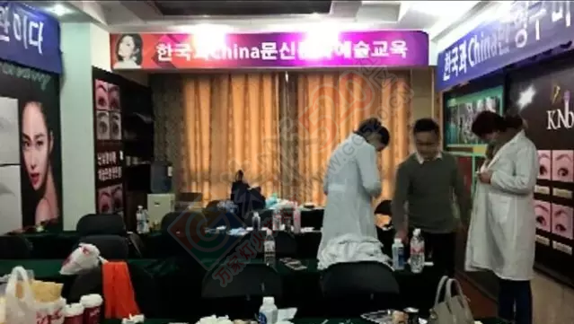 爱美的恭城妹崽当心了！拿鸡腿来练手，3天后客人脸上动刀……357 / 作者:丫丫妹 / 帖子ID:167621
