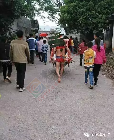 恭城这些被玩坏的新郎官，你们肿么看？？？114 / 作者:心交朋友钱交狗 / 帖子ID:167860