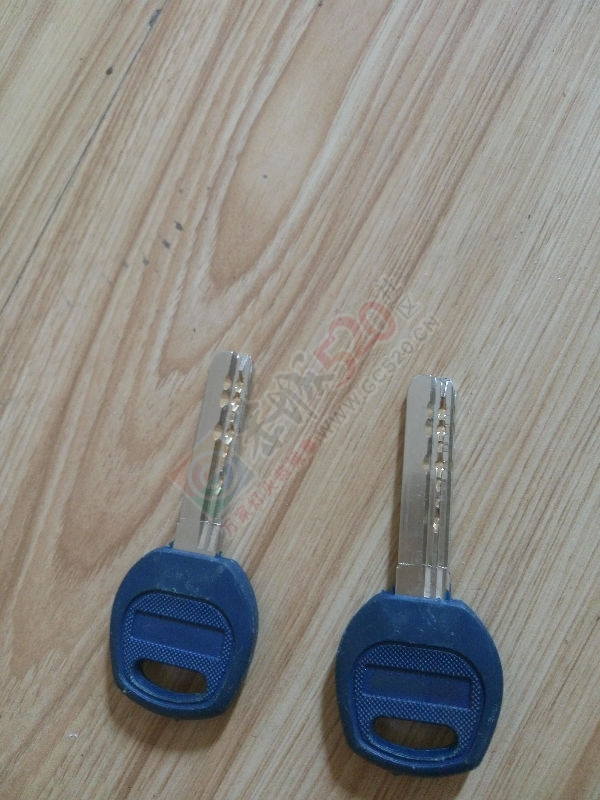谁在万福楼丢了两根钥匙754 / 作者:友谊天长地久 / 帖子ID:168347
