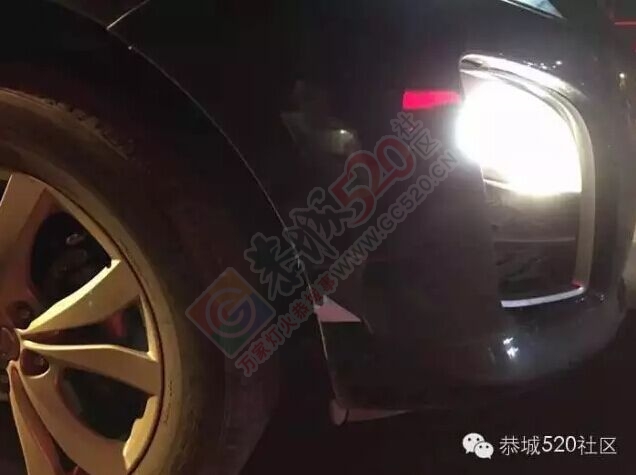 小车司机好任性，车停恭城街马路中间睡大觉引来110！461 / 作者:今日恭城 / 帖子ID:168623