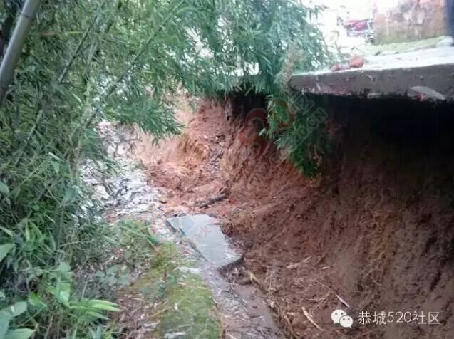 平安对河村因山体滑坡造成道路中断57 / 作者:今日恭城 / 帖子ID:168624