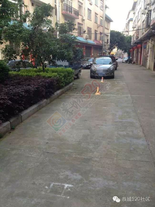 滨江苑某些车主违规停车惹人烦1 / 作者:今日恭城 / 帖子ID:168831