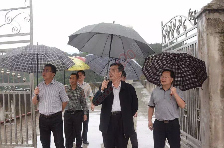 加强值守和巡查 防患未然 确保水库安全度汛17 / 作者:心交朋友钱交狗 / 帖子ID:168837